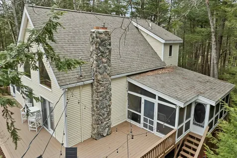 62 Spitzen Street Moultonborough NH 03254