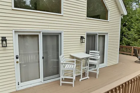 62 Spitzen Street Moultonborough NH 03254