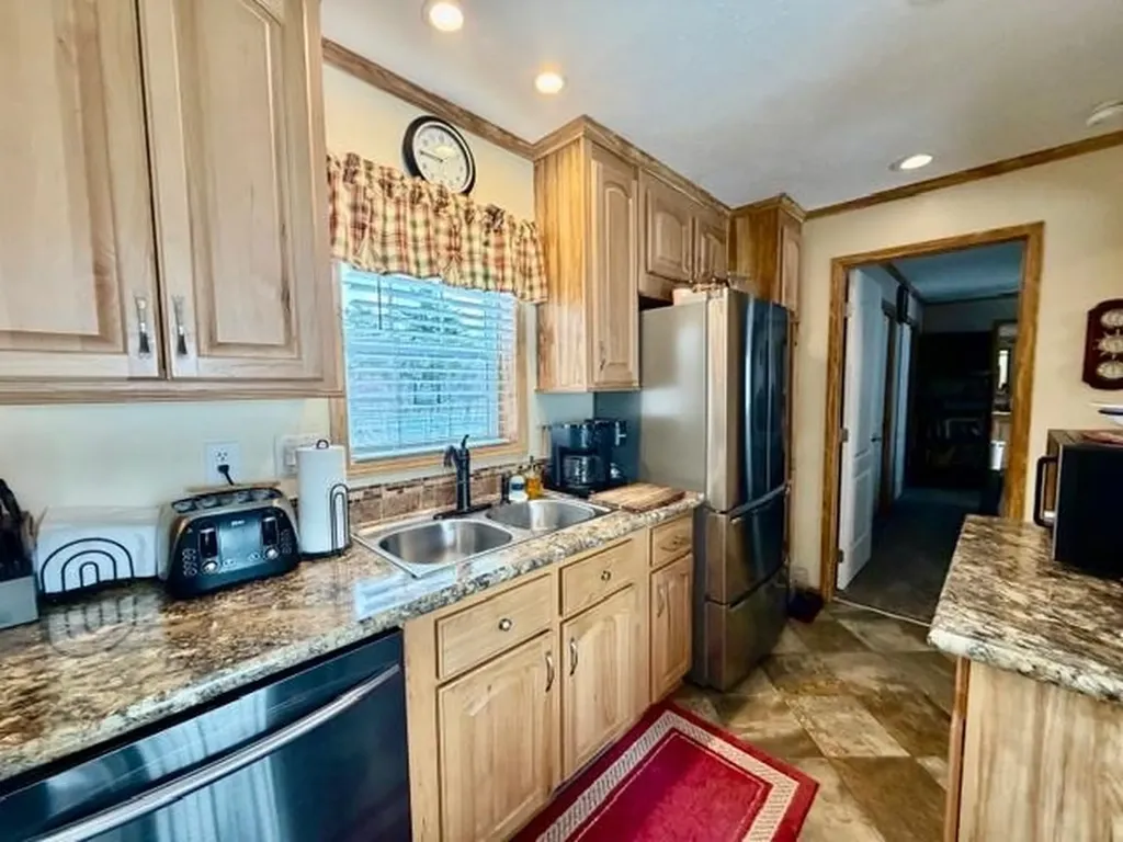 3 Eden Drive Gorham NH 03581