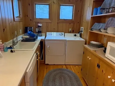 211 Lake Avenue Sunapee NH 03255