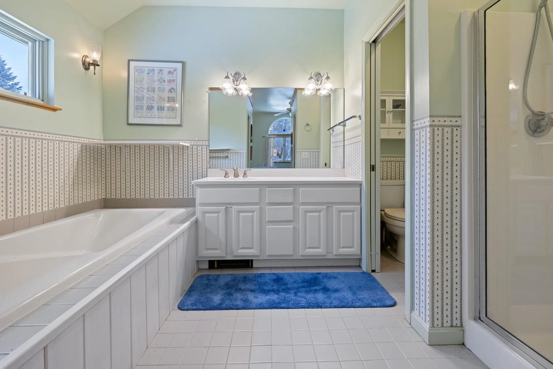 84 Iris Way Hartford VT 05001