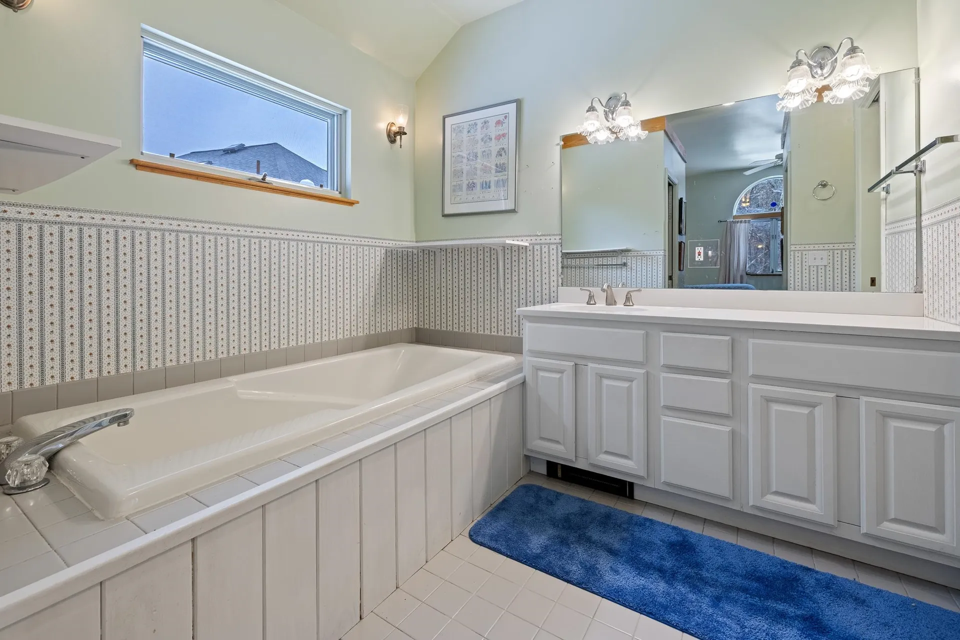 84 Iris Way Hartford VT 05001