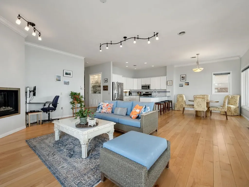 346 Broadlake Road Colchester VT 05446