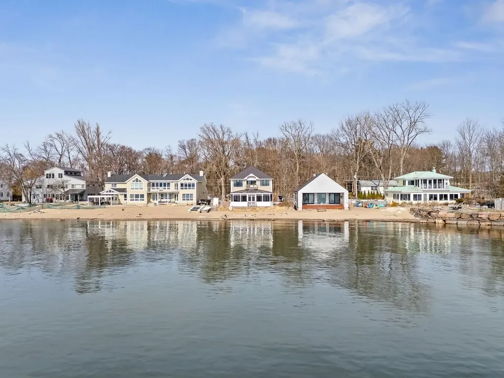 346 Broadlake Road Colchester VT 05446