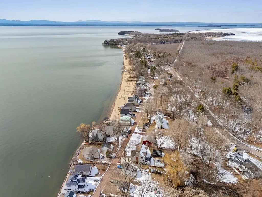 346 Broadlake Road Colchester VT 05446