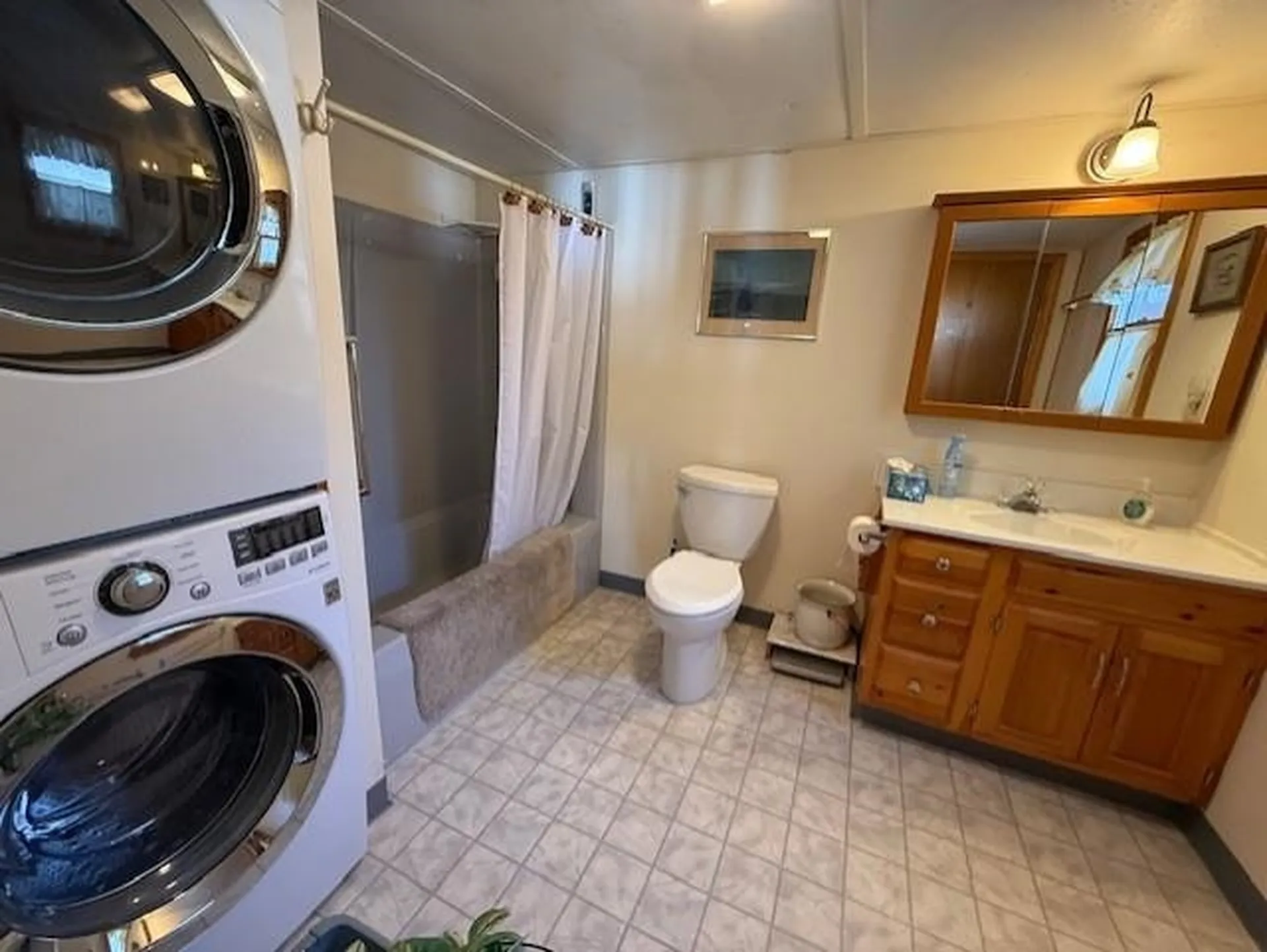 9 Lakeside Road Newbury NH 03255
