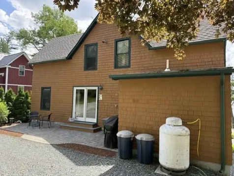 9 Lakeside Road Newbury NH 03255