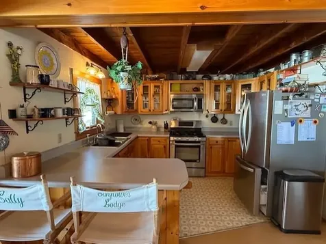 9 Lakeside Road Newbury NH 03255