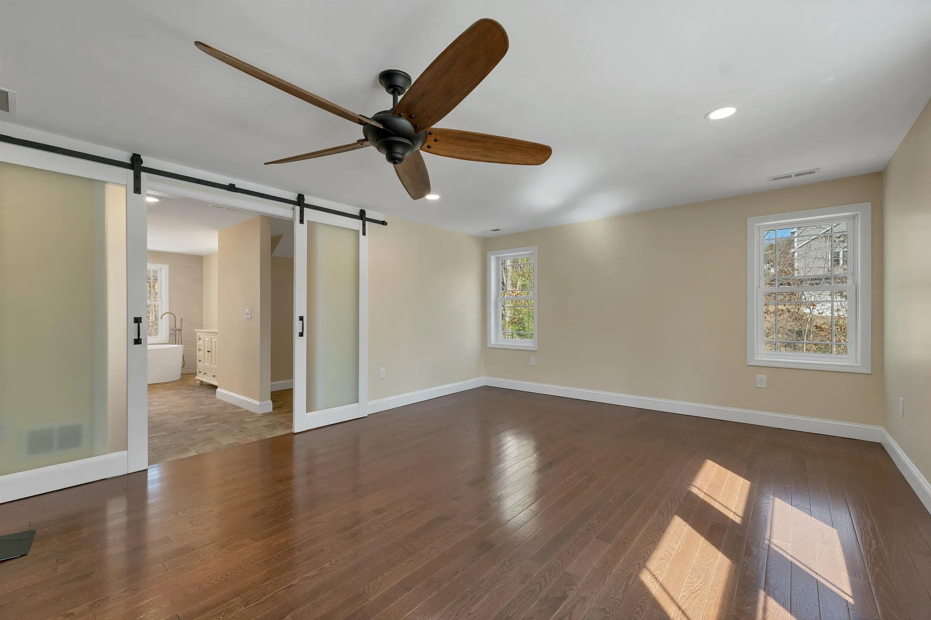 142 Worcester Road Hollis NH 03049