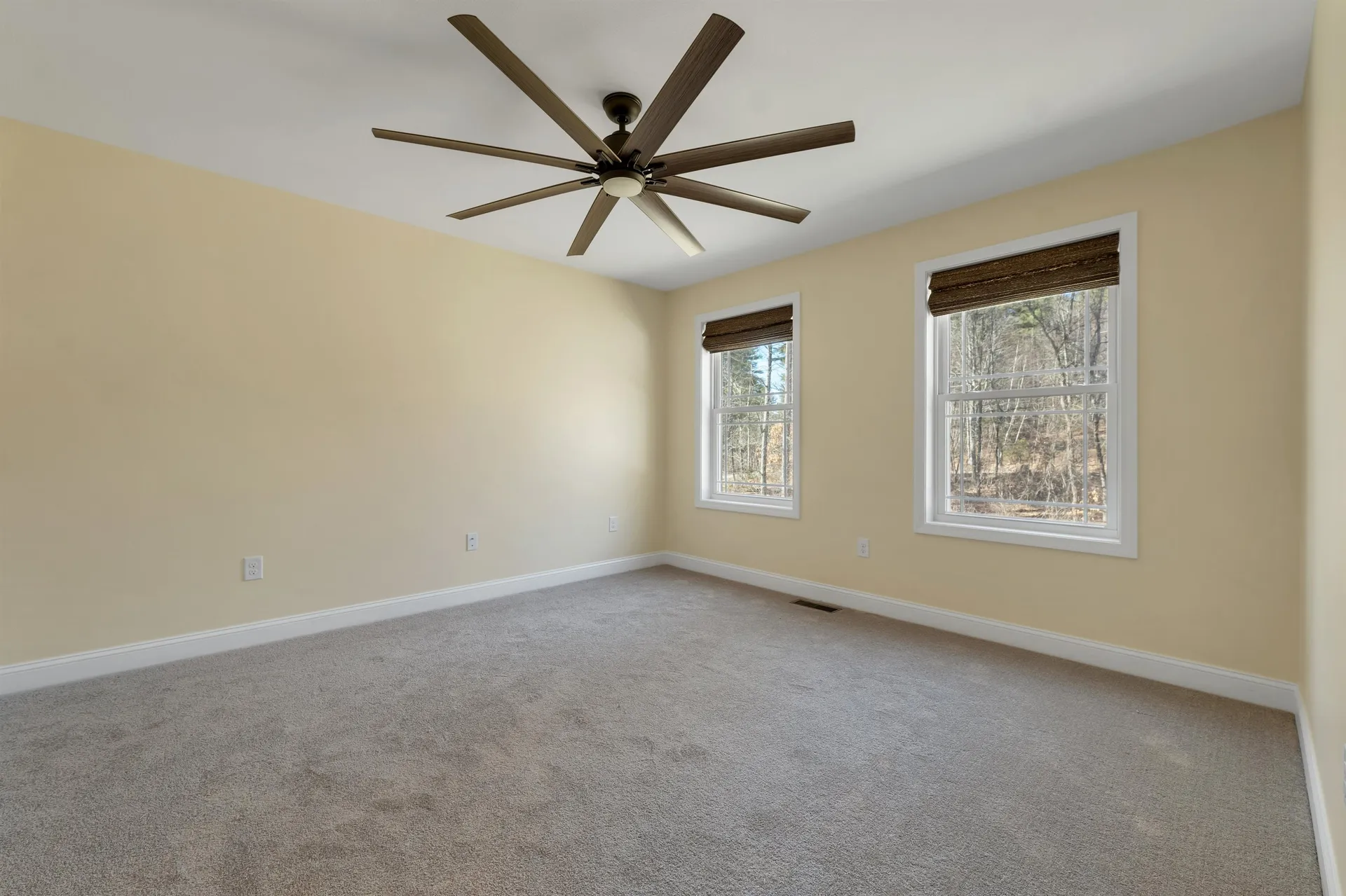 142 Worcester Road Hollis NH 03049