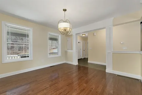 142 Worcester Road Hollis NH 03049