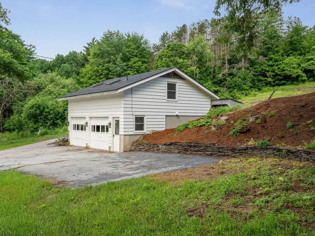 360 East Montpelier Road Barre Town VT 05641