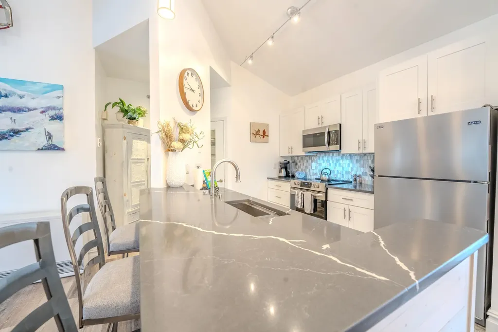 65 Riverfront Drive Woodstock NH 03262