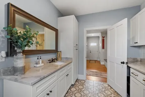 23 Austin Lane Hollis NH 03049