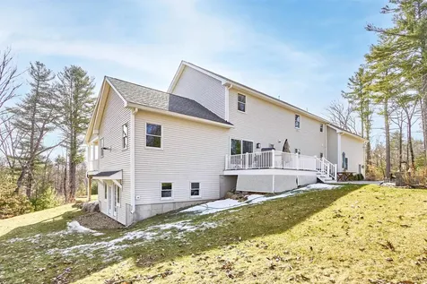 23 Austin Lane Hollis NH 03049