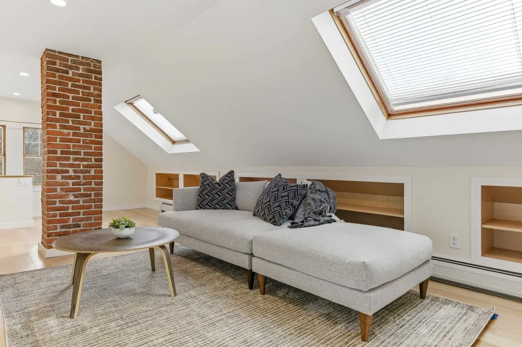 111 Essex Avenue Portsmouth NH 03801