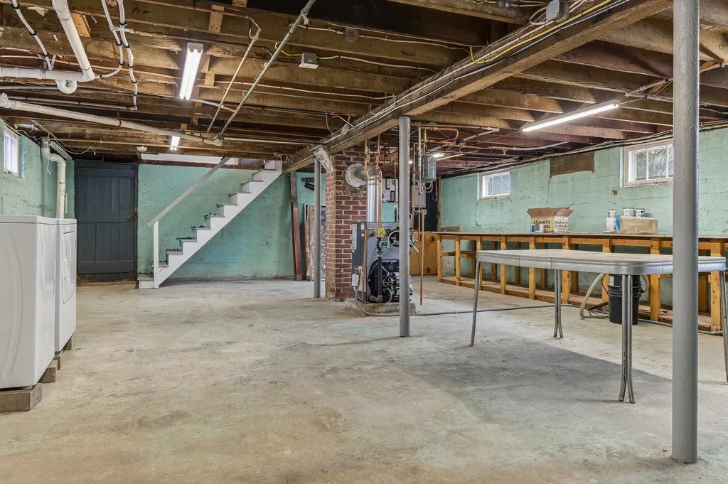 111 Essex Avenue Portsmouth NH 03801