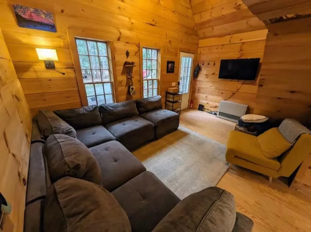 108 Tyler Way Bath NH 03740