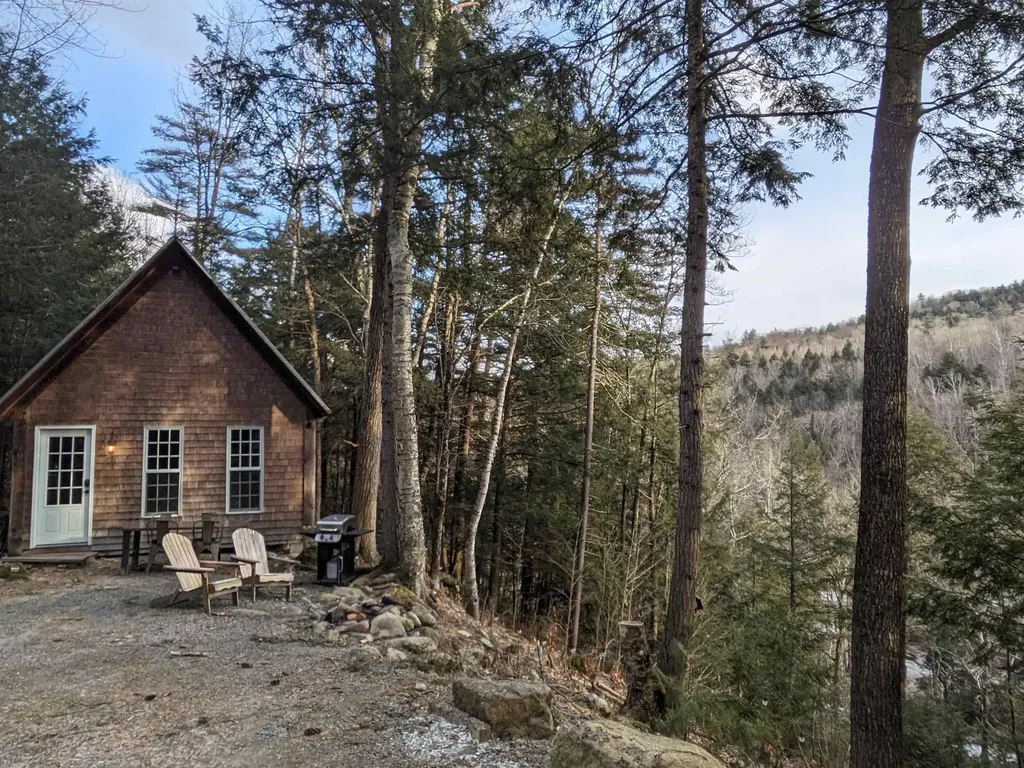 108 Tyler Way Bath NH 03740