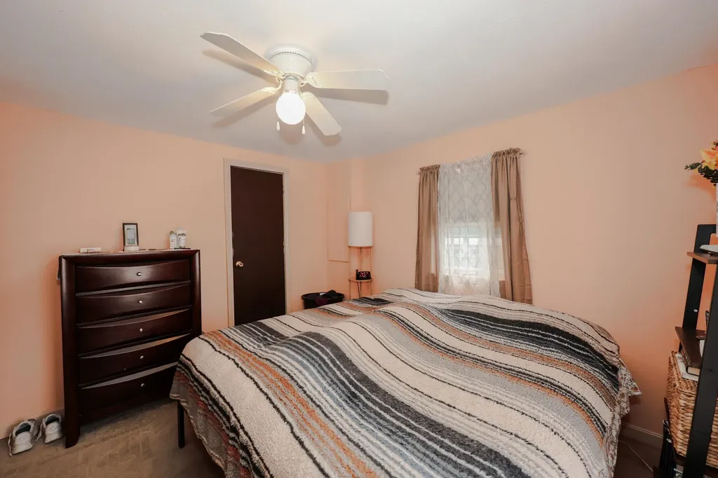 4 Briarwood Drive Merrimack NH 03054