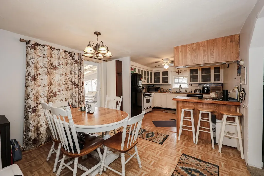 4 Briarwood Drive Merrimack NH 03054