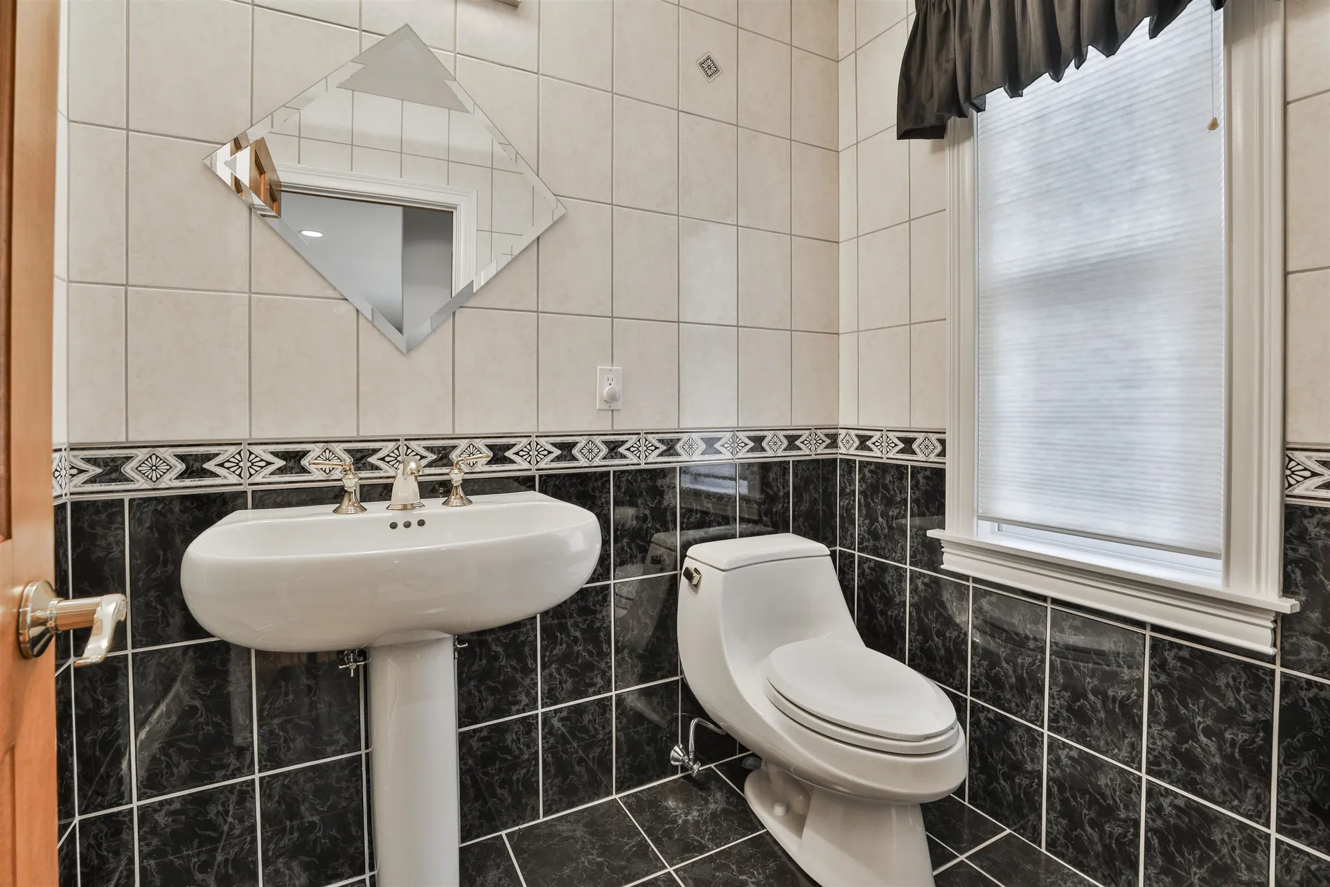 293 Pine Hill Road Hollis NH 03049