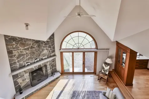 293 Pine Hill Road Hollis NH 03049