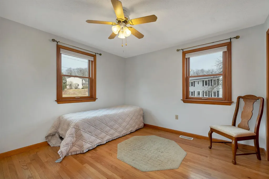 234 Paige Hill Road Goffstown NH 03045