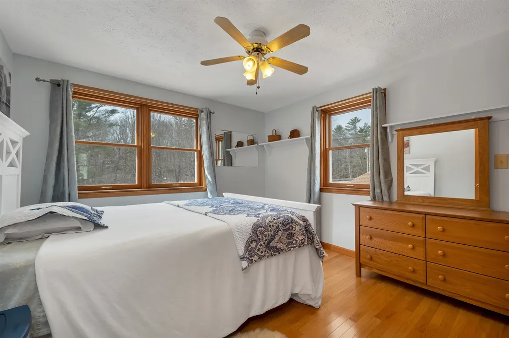 234 Paige Hill Road Goffstown NH 03045