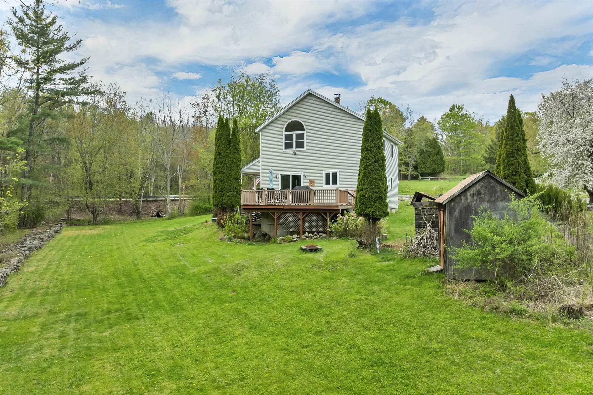 234 Paige Hill Road Goffstown NH 03045