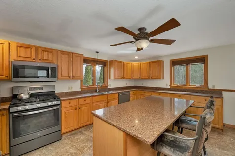 234 Paige Hill Road Goffstown NH 03045
