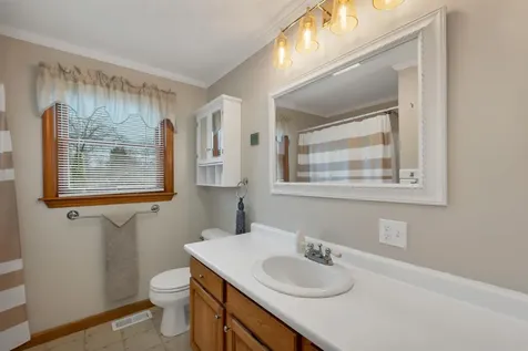 234 Paige Hill Road Goffstown NH 03045