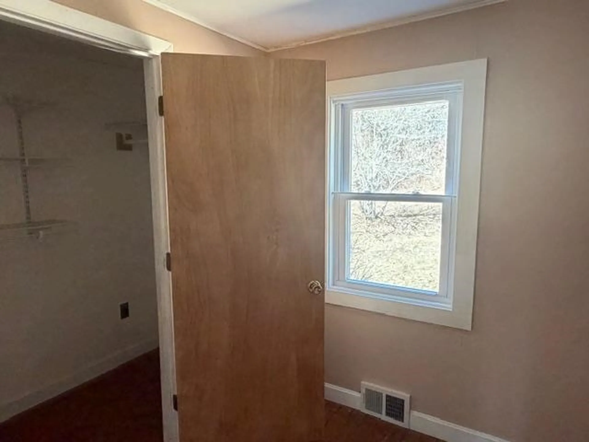 7 Woody Lane Lee NH 03861