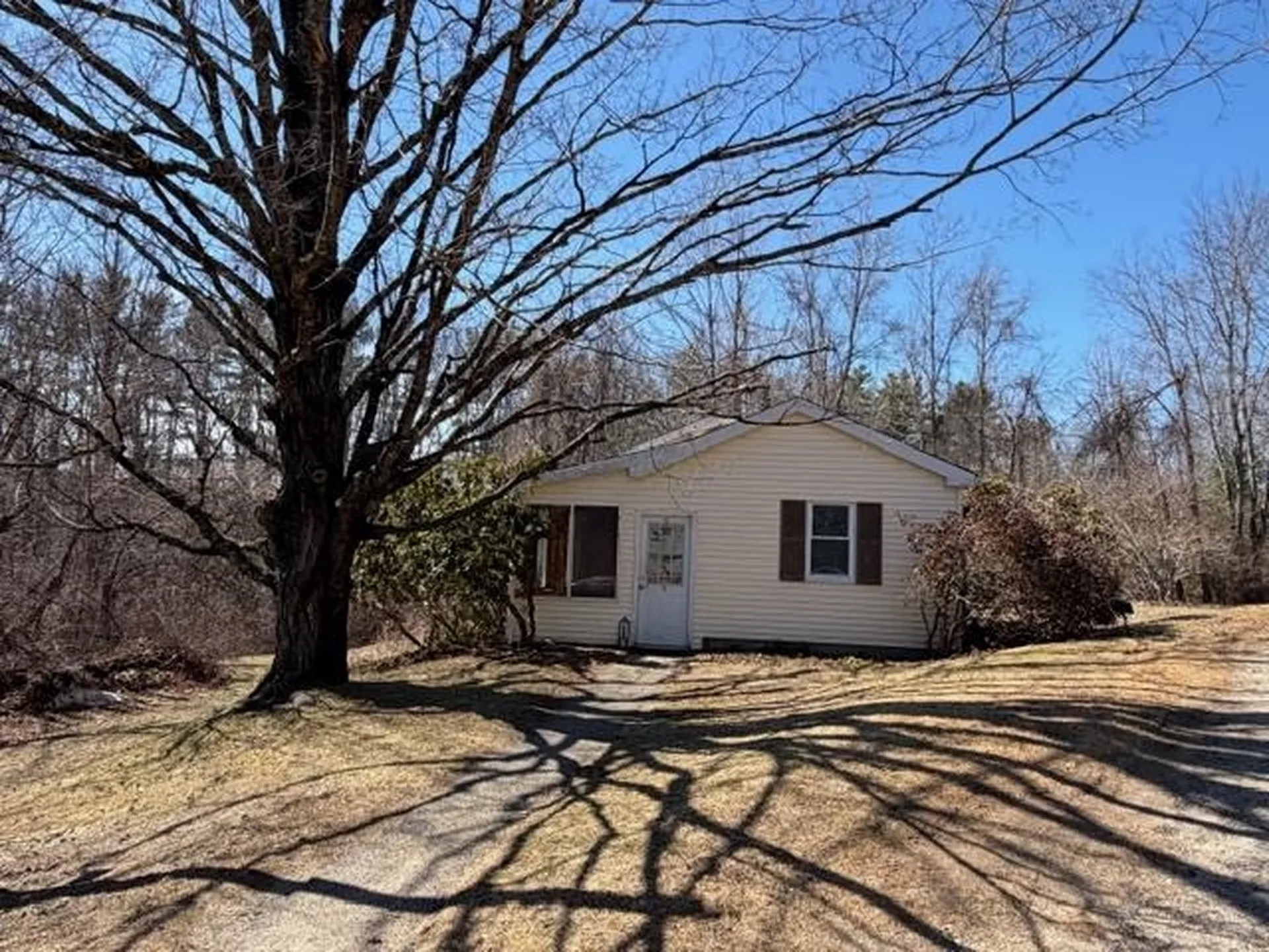 7 Woody Lane Lee NH 03861