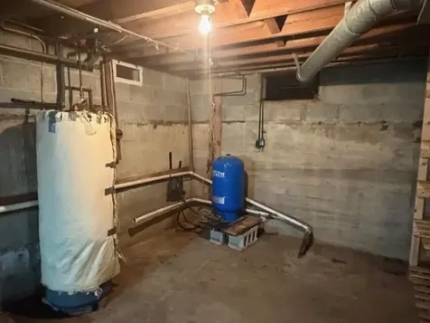 7 Woody Lane Lee NH 03861