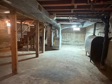 7 Woody Lane Lee NH 03861