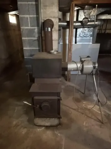 7 Woody Lane Lee NH 03861