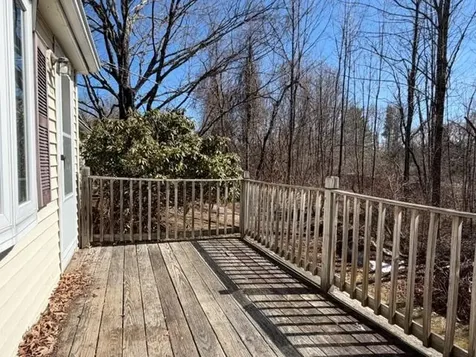 7 Woody Lane Lee NH 03861