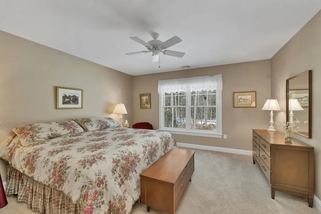 27 Abenaukee Drive Wolfeboro NH 03894