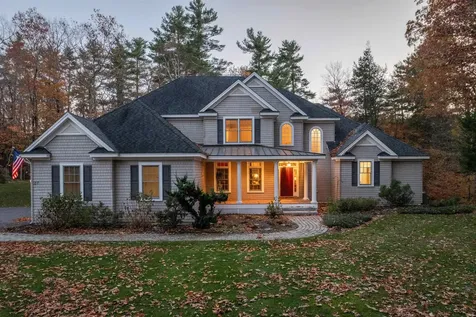 27 Abenaukee Drive Wolfeboro NH 03894
