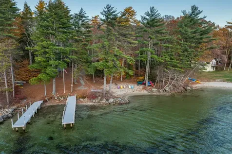 27 Abenaukee Drive Wolfeboro NH 03894