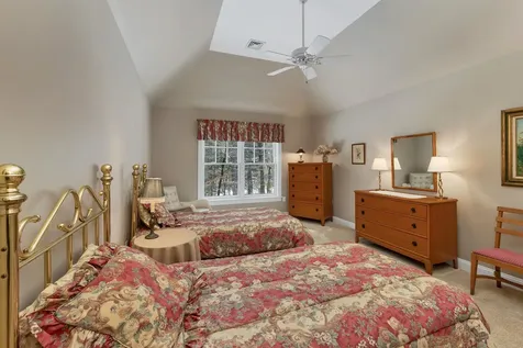 27 Abenaukee Drive Wolfeboro NH 03894