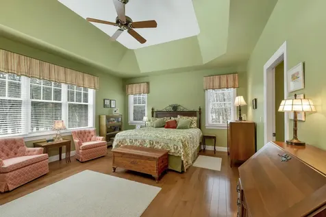 27 Abenaukee Drive Wolfeboro NH 03894