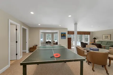 27 Abenaukee Drive Wolfeboro NH 03894