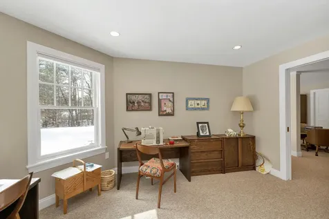 27 Abenaukee Drive Wolfeboro NH 03894