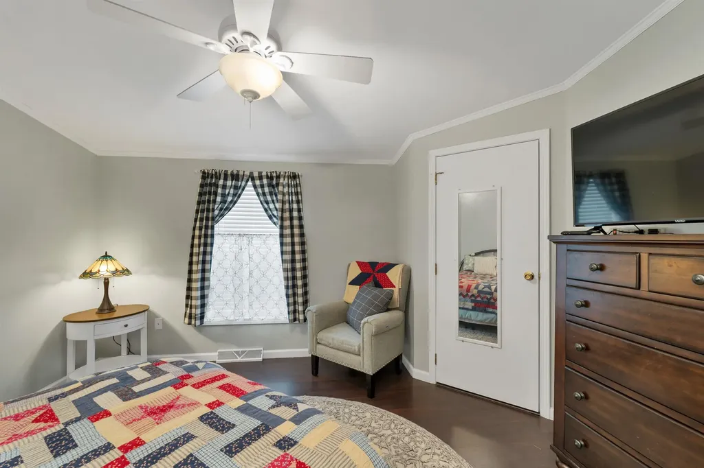 608 Canterbury Drive Exeter NH 03833