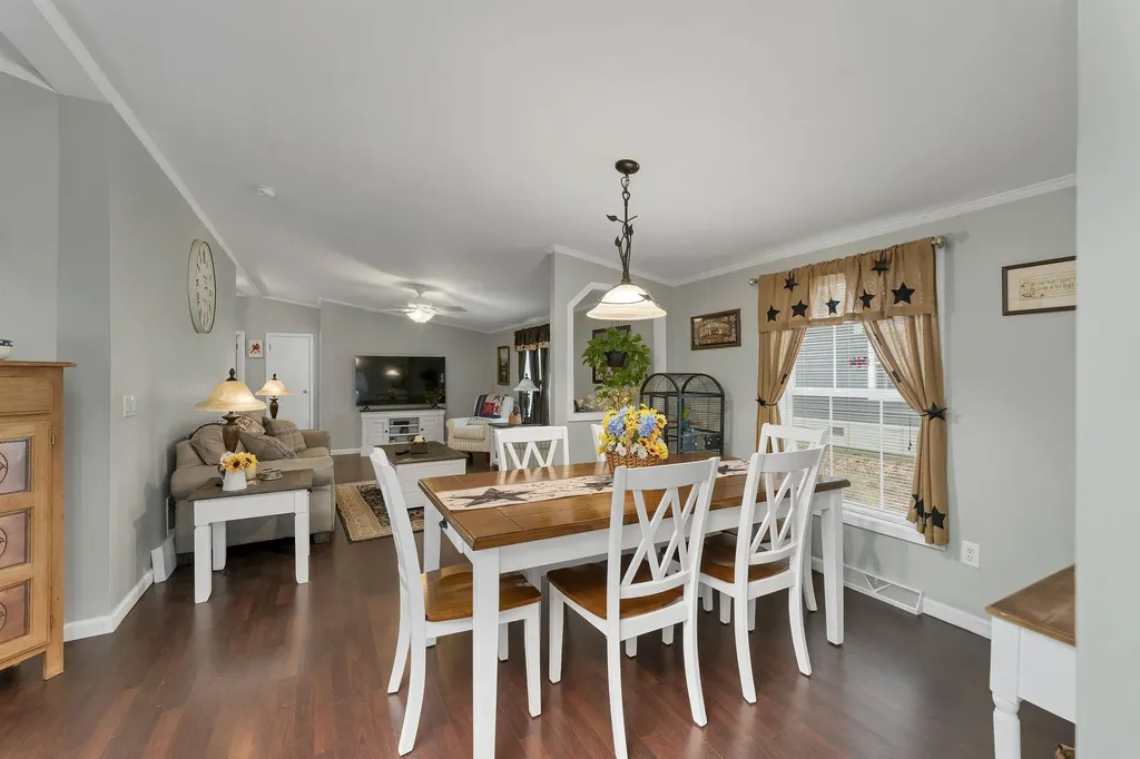 608 Canterbury Drive Exeter NH 03833