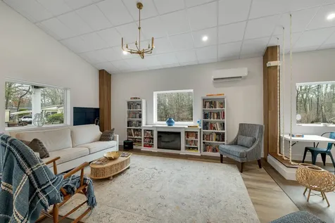 608 Canterbury Drive Exeter NH 03833