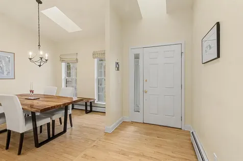 43 Iris Lane South Burlington VT 05403