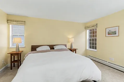 43 Iris Lane South Burlington VT 05403